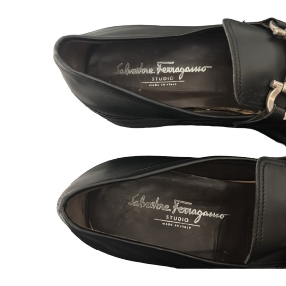 Authentic Salvatore Ferragamo luxury designer men\'s black leather loafers sz 10 main image 7